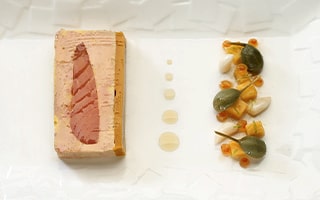 Recette de Chef - Foie gras de canard et cœur de saumon fumé, mangue et citron vert