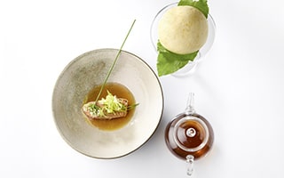 Recette de Chef - Foie gras poché ‘KÔ HÎMÊKÂ’, bouillon corsé au Sichuan