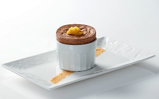 Recette de chefs | Soufflé chocolat-mangue