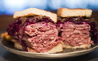 Recette de chef – Ruben sandwich au corned beef