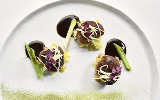 Recette de Chef - Rognon de veau au sautoir, cacao, poireau, réglisse