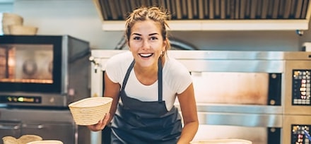 Chef se filmant dans sa cuisine