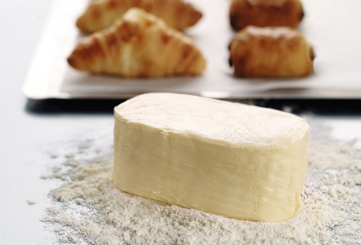 Pain de margarine et farine pour confection de pâtisseries