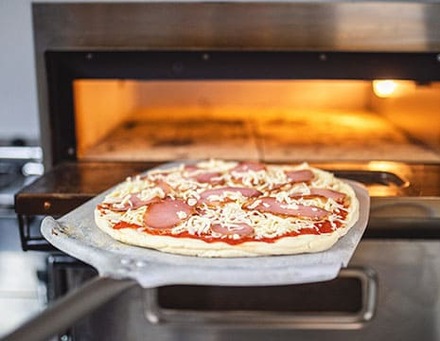 Comment choisir sa pierre réfractaire pour cuire la pizza ?