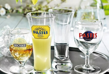 Les verres apéritifs et digestifs