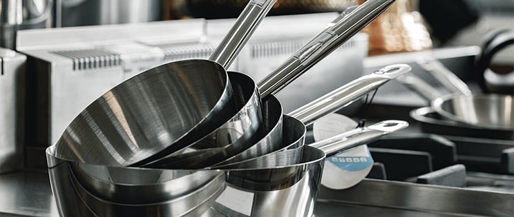Lave-vaisselle : Lequel choisir pour la restauration collective ?