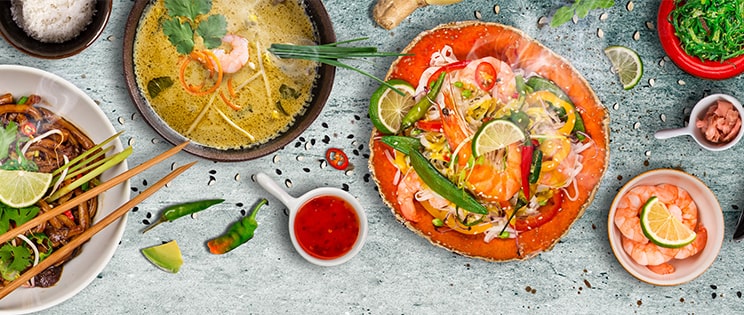 Assortiment de plats asiatiques