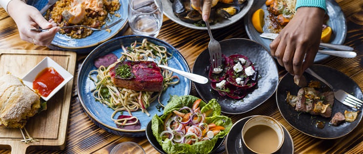 Dégustation de plusieurs plats