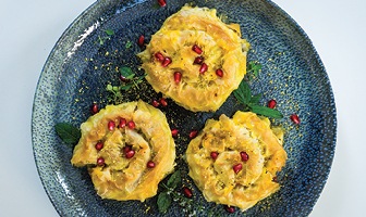 Mhencha od badema teaser