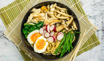 Ramen juha s piletinom