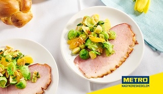 Mézes fűszeres sült sonka, narancsos kelbimbó salátával