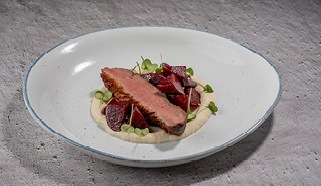 Kacsamell, sült cékla Dalnoki Bencétől