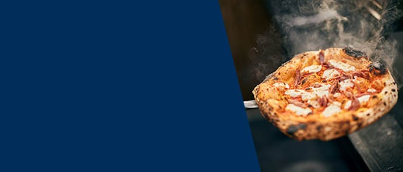 Pizza nápolyi stílusban