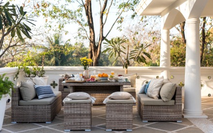 Factors to Consider When Choosing Outdoor Horeca Furniture
