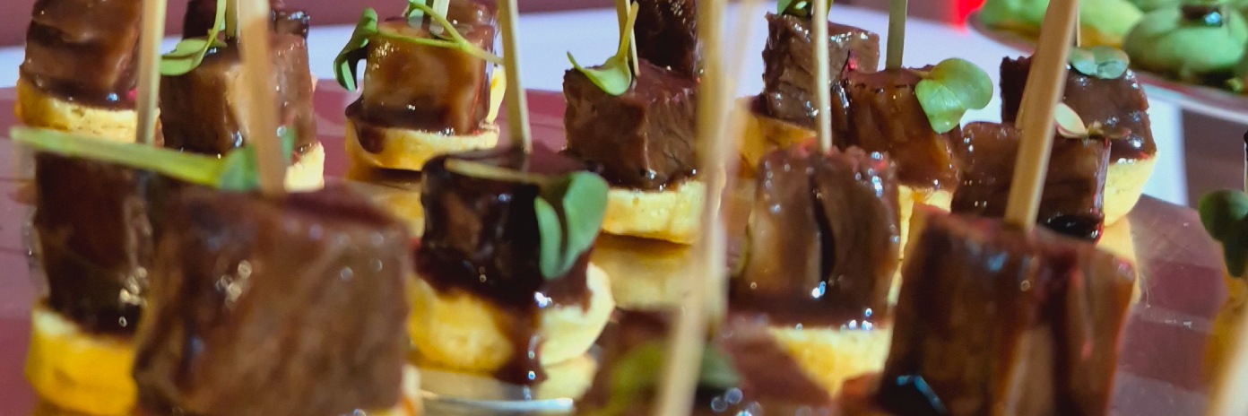chuck roll speziato laccato al Barolo e pan brioche