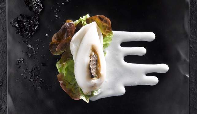 Calamaro in olio cottura, tartufo e salsa di burrata - ricette pesce