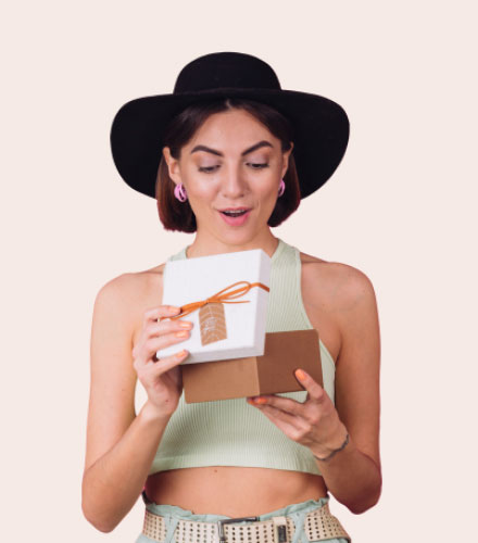 surprinde pe cineva drag cadou surpriza