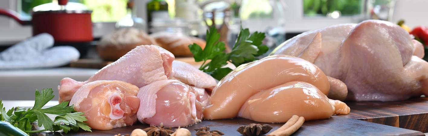 carne de pasăre proaspătă