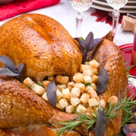 Carne de pui marinata coapta