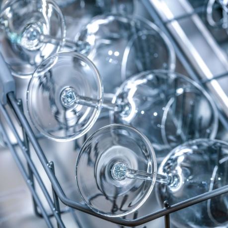 Vesela din sticla horeca in masina de spalat vase