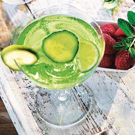 Pahar de cocktail cu vin spumant 