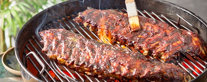 Makkelijke spareribs van de BBQ 