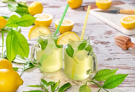Lemoniada z cytryną