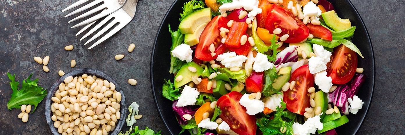 Sałątka warzywna z awokado