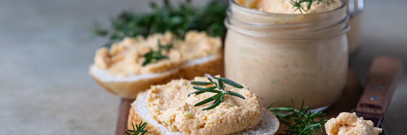 Kanapki z pastą rybną