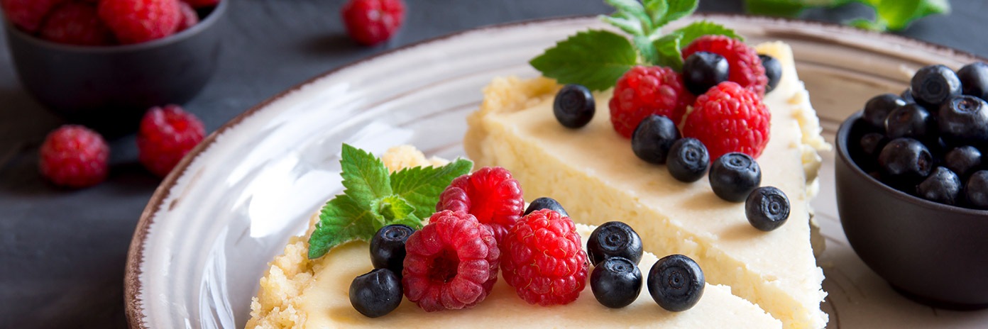 Ciasto chłodzone z owocami