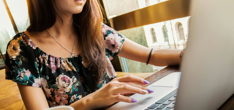 Technologia i łączność w domowym biurze