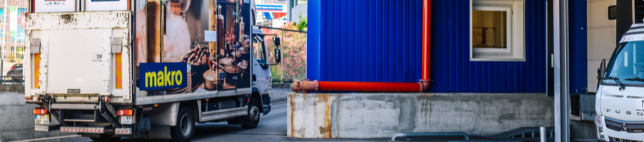 Carrinha entregas makro