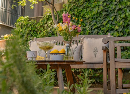 Choosing the right catering event furniture