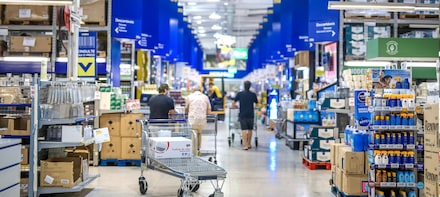 Corredores loja makro