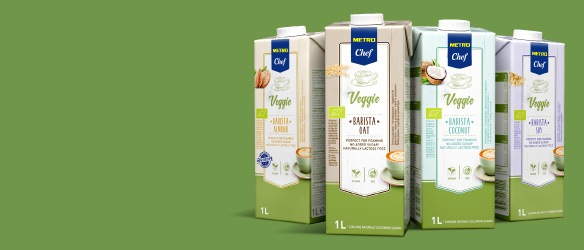 Cutii METRO Chef Bio Băuturi Barista Vegetale – migdale, ovăz, cocos și orez – prezentate pe fundal verde, evidențiind gama organică destinată preparatelor profesionale de cafea.