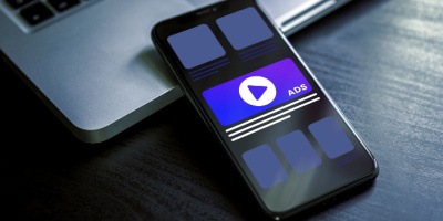 Anunțuri plătite pe social media