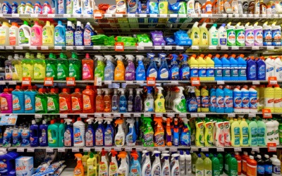 Rafturi pline cu produse