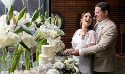 Special Event Catering Equipment - Wedding Cake Cutting