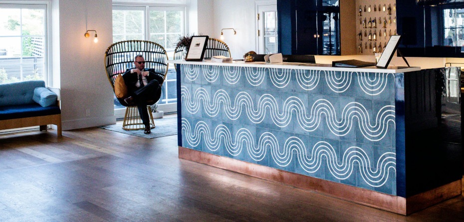 Designing the hotel lobby and reception area