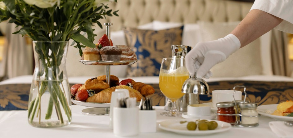 Providing exceptional hotel customer service