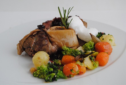 Juneći ribić sa povrćem