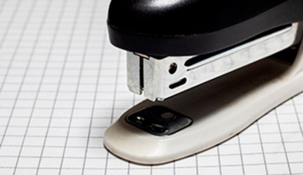 Děrovačky, sešívačky a řezačky