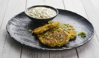 Pšenové placky se zeleninou a dipem z baklažánu