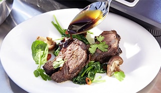 Ázijské hovädzie líčka