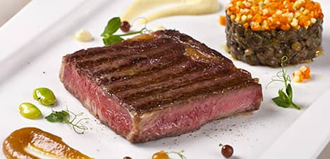 Wagyu steak s fava fazuľami