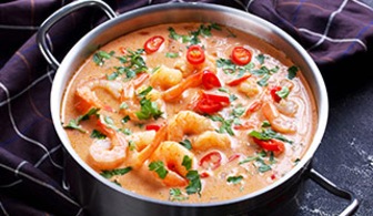 Polievka Tom Kha s krevetami