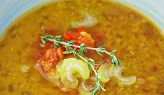 Polievka z červenej šošovice