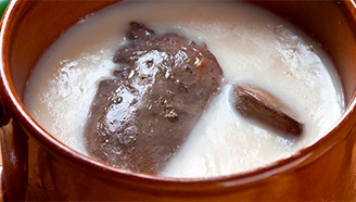 Pečená kačacia pečeň zaliata tukom