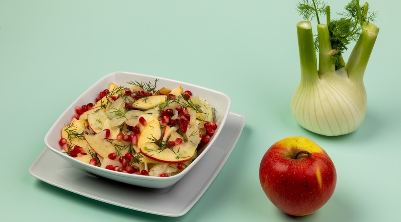 Салат з ананасу та фенхеля