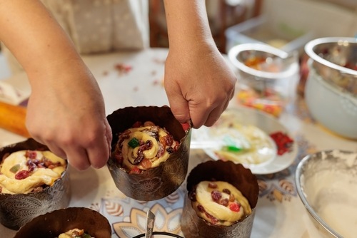Приготування сирної паски